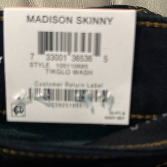 INC Denim Mid-Rise Madison Skinny Jean Tikglo Wash NWT size 2/26S - Picture 3 of 5
